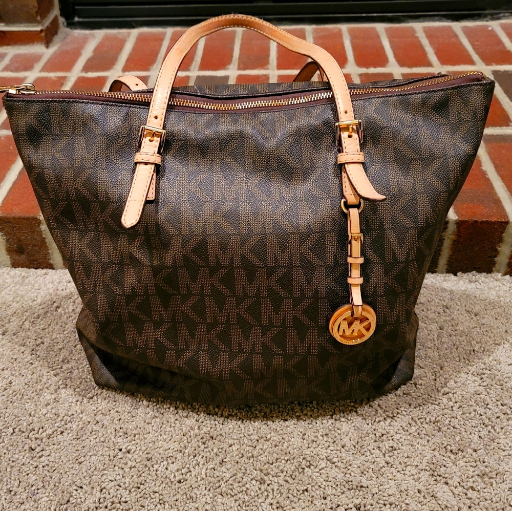 Large Michael Kors bag